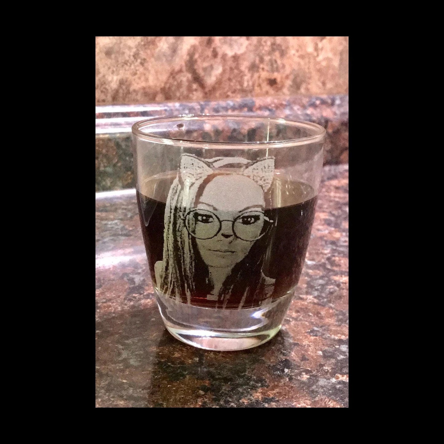 Personalized Engraved wine glass, Custom picture wine glass,engraved photo whiskey glass,Wedding Glass,Anniversary,Graduation, Mother's day